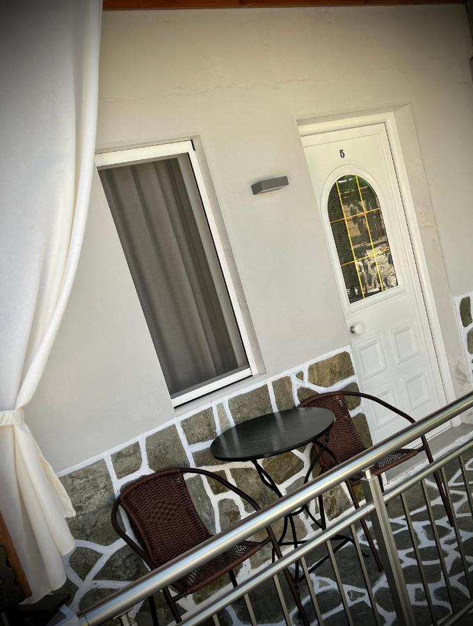 Villa Maria Apartments Неа-Скиони Экстерьер фото
