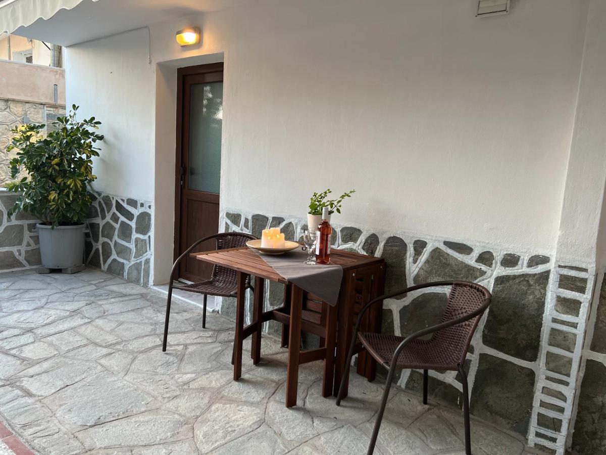 Villa Maria Apartments Неа-Скиони Экстерьер фото